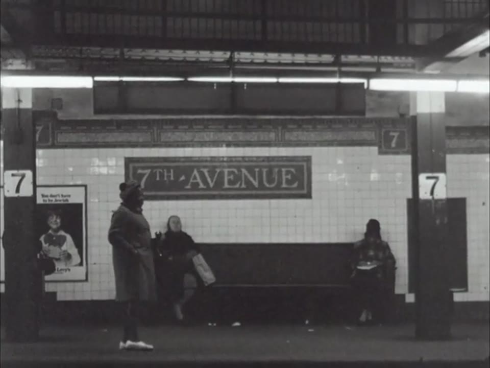 [Home movie: 098559: New York subway platform scenes, 1960s]