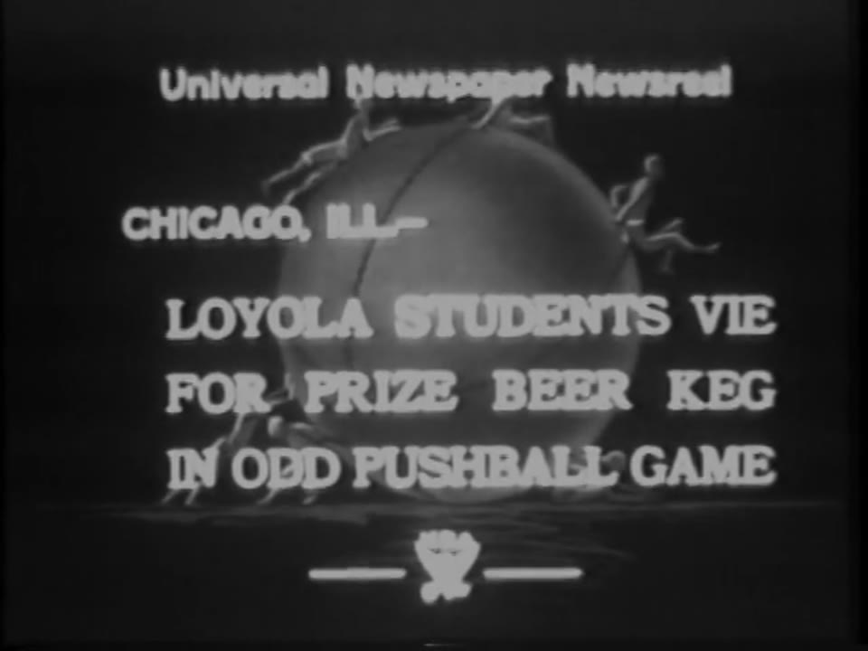 Loyola Students Compete For Keg, 1933/11/15