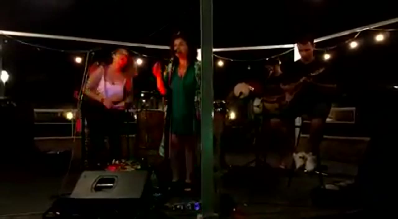 Coisa de Pele (En vivo @ Pueblo Viejo, 2021/01/01)