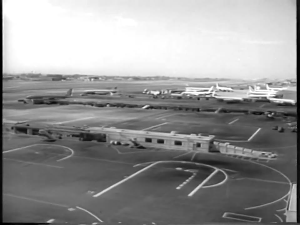 Civil Planes Grounded in Defense Alert, 1961/10/16