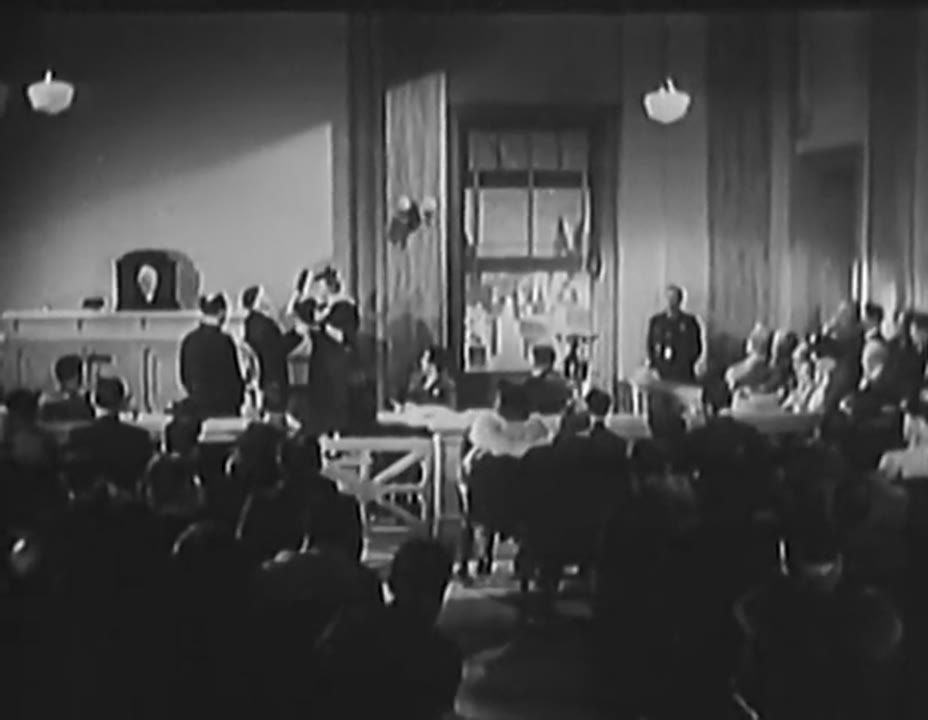 Disorder in the Court (1936)