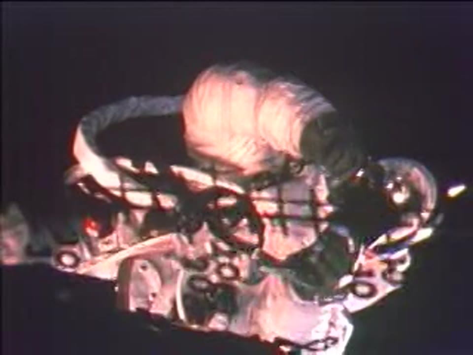 apollo09_onbclip06
