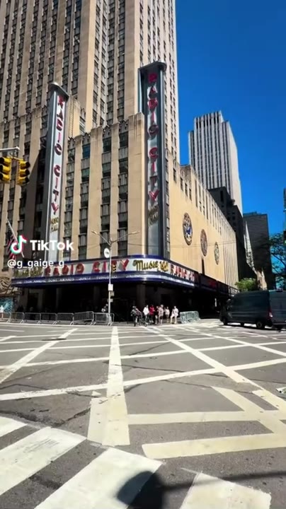 radiocitymusichall abbyleemiller nyc