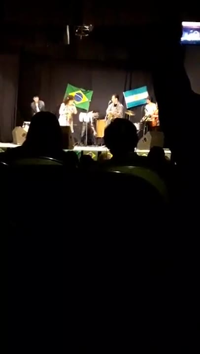 En vivo en Teatro Auditorium (fragmento)