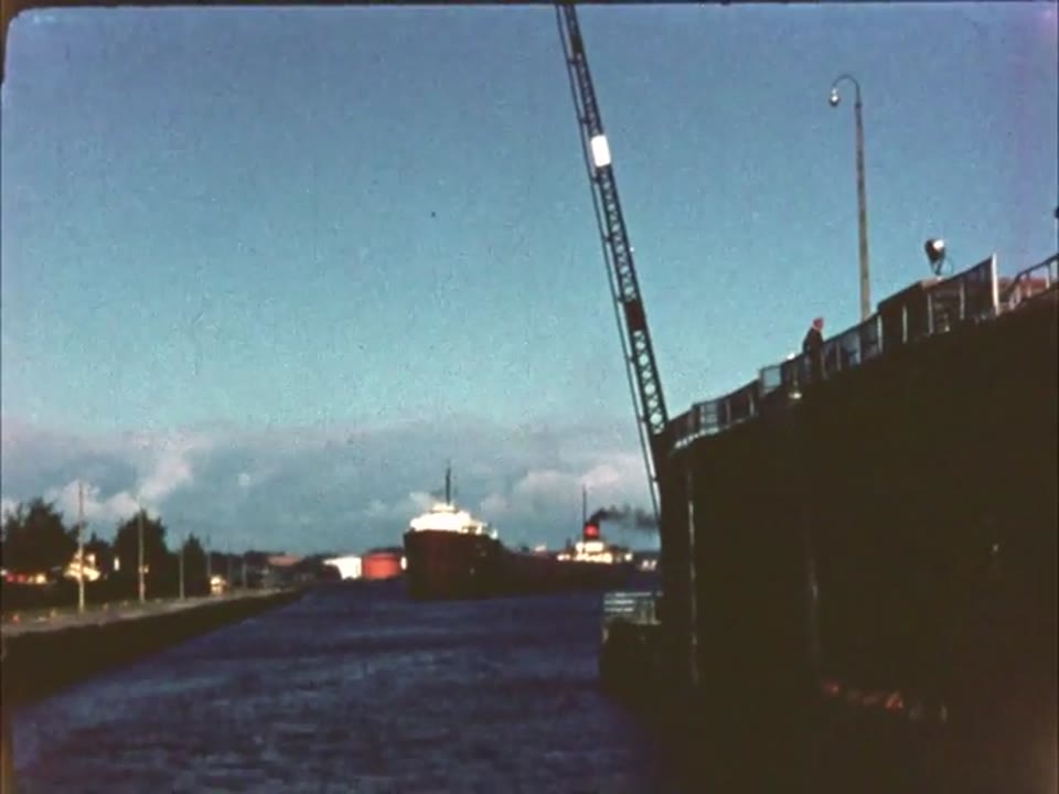[Home movie: 098717: 1958 trips to Sault Ste. Marie locks, Santa's Workshop, and Jones Beach]