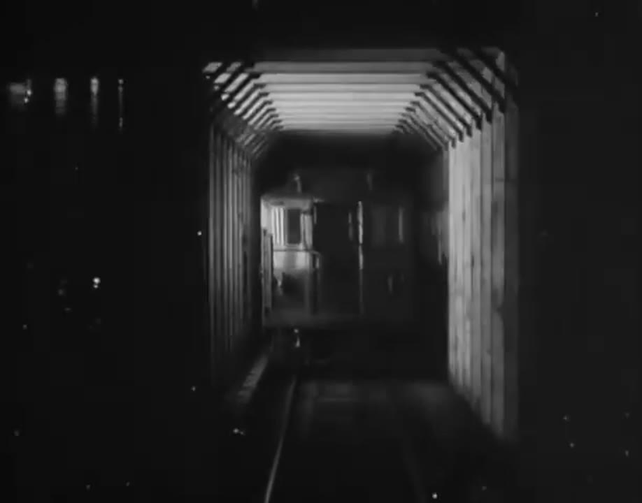 New York Subway (1905) Directed By G. W. Bitzer