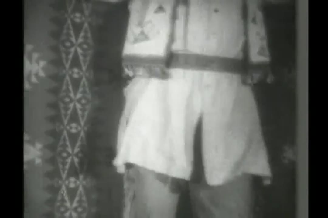 Fighting Caravans (1931)
