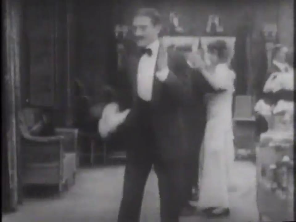 MABEL LOST AND WON (1915)