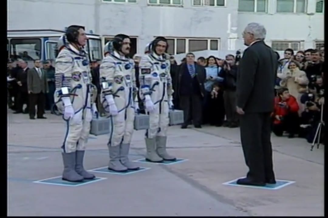 JSC-1978_Expedition 8 Post Flight Presentation.wmv
