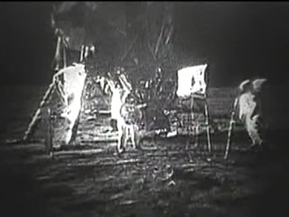 apollo11_onbclip17