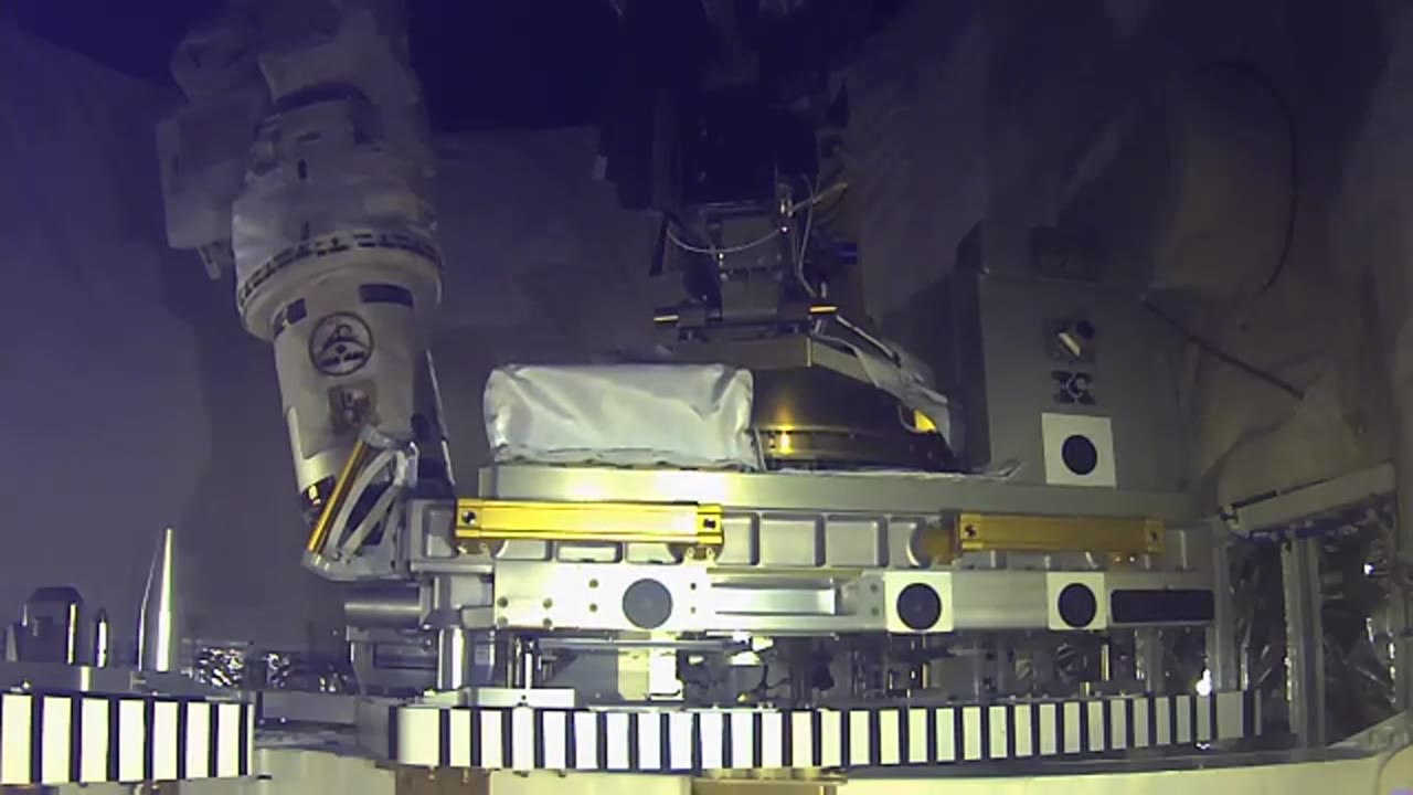 NASA-Video_File-ROSA-Deploy_170619