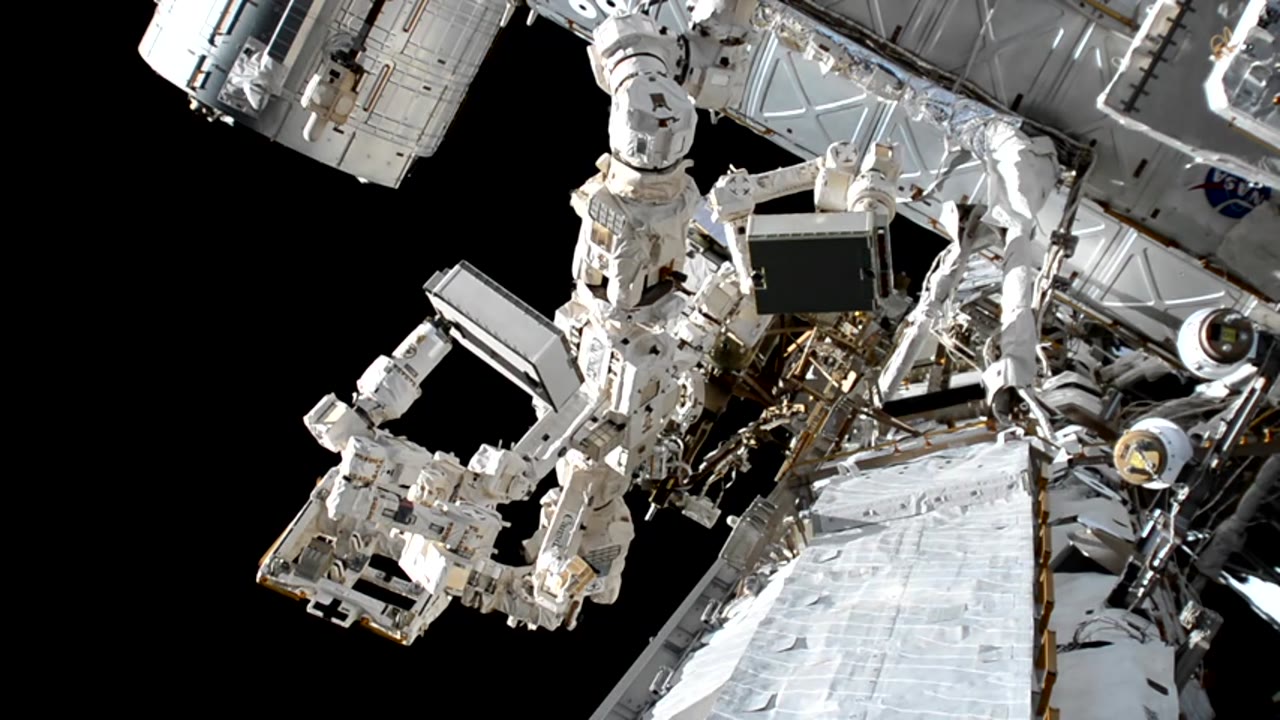 ISS-Downlink-Video_HD-DL-4_2019_122_0614_36178_1198599_522019.mxf
