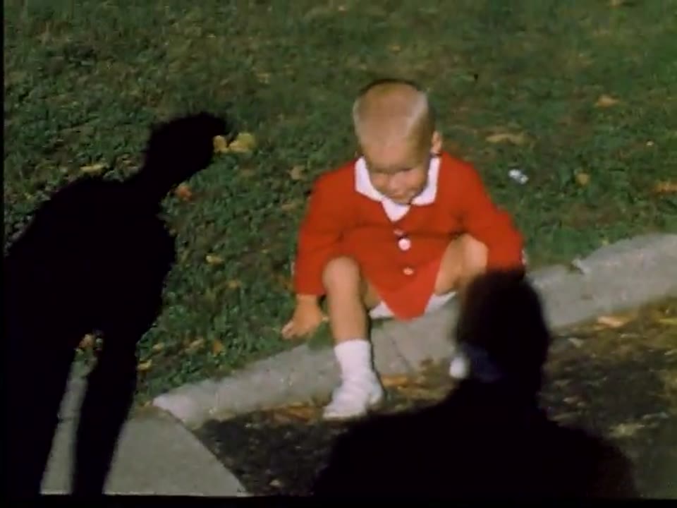 [Home Movies: Kids And The Front Yard]