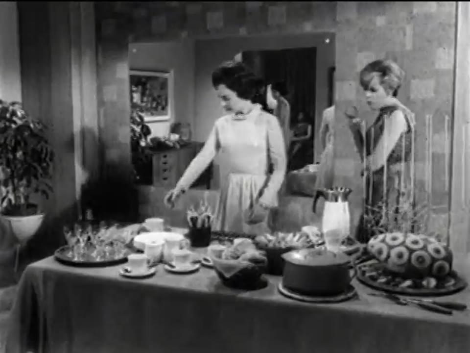 Joy Dishwashing Liquid Commercial