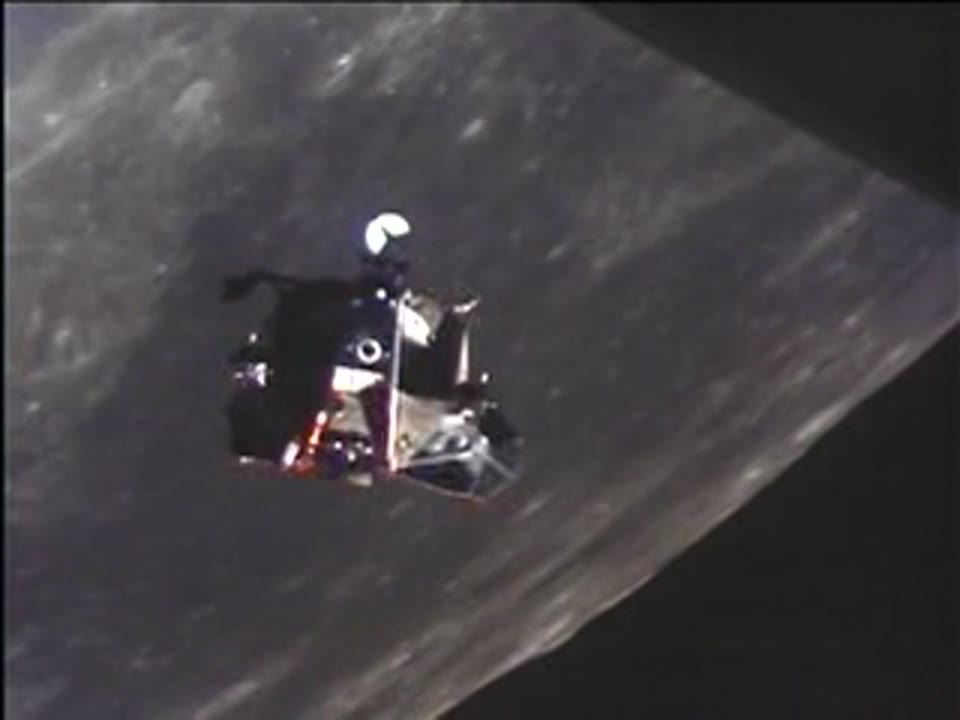 apollo11_onbclip14