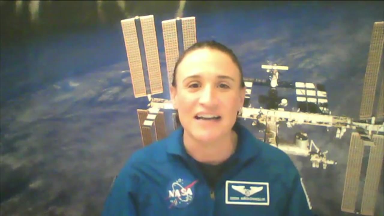 Expedition-56-57_Live_Interviews_Serena_AunonChancellor_May-15-2018_653316.mxf