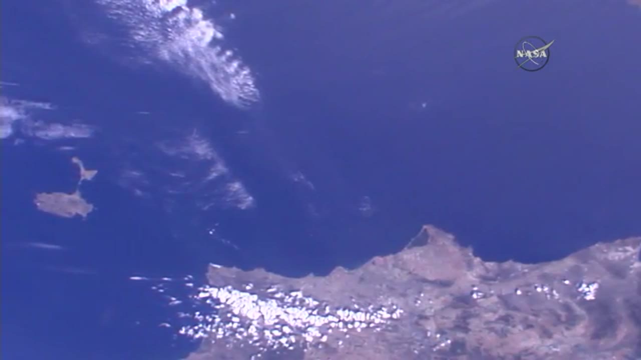 SpaceX-CRS-14_Launch_2018_092_1954_635388.mxf