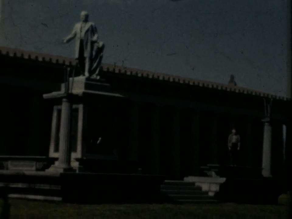 Home Movie: 98891: New Orleans, Natchez, Bellingrath Gardens