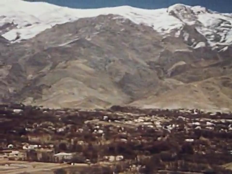 Iran: Between Two Worlds