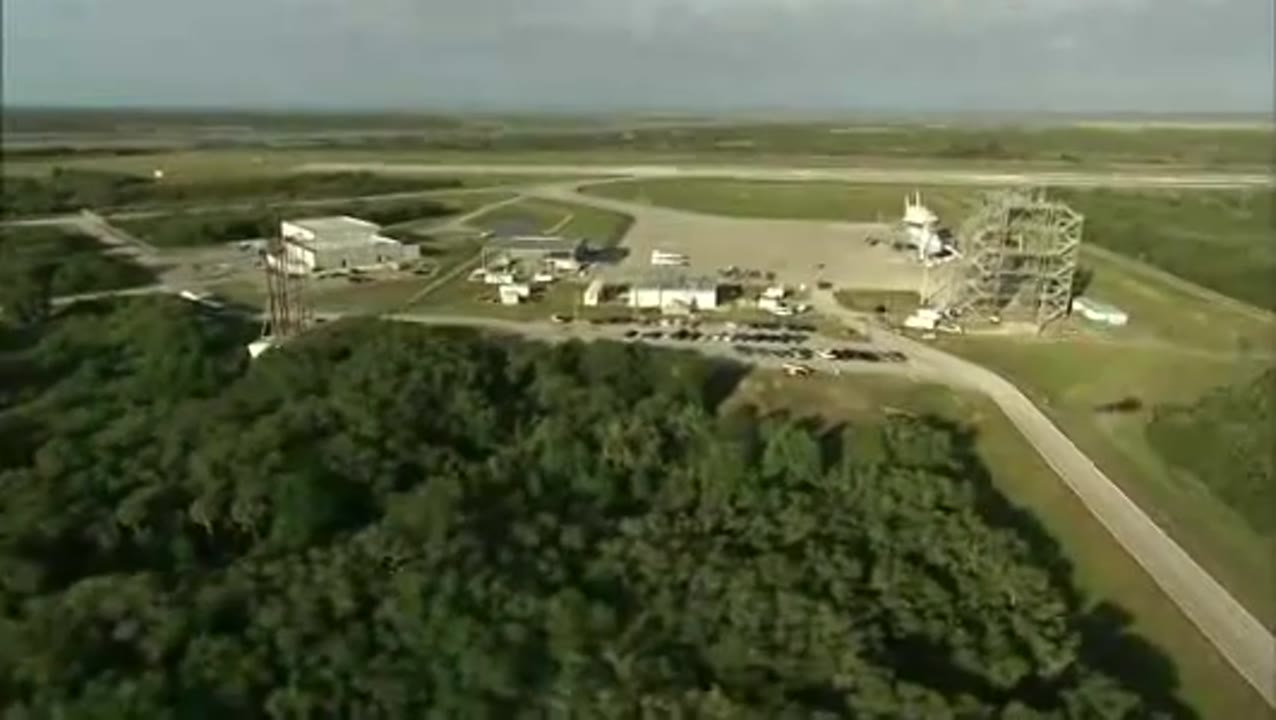 Aerial Footage of Shuttle Discovery atop a NASA Shuttle Carrier Aircraft