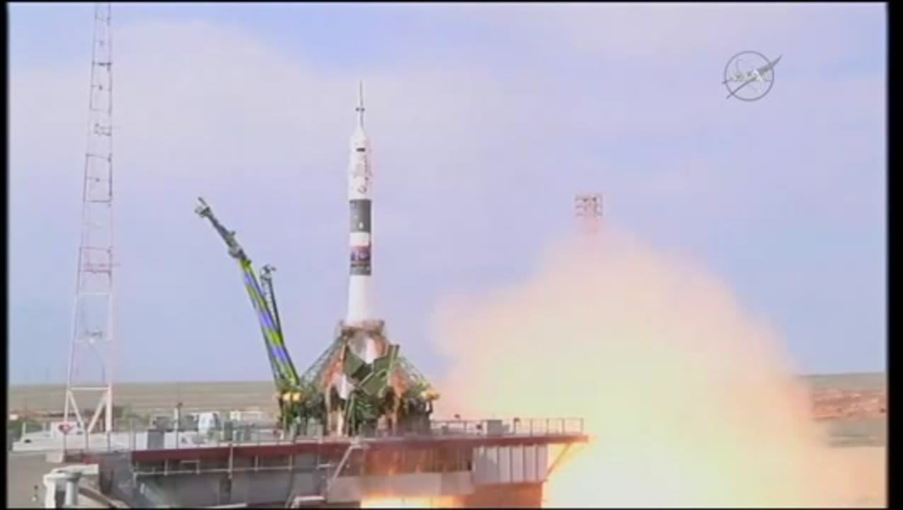 liftoff-of-three-expedition-56-57-crew-members.mp4