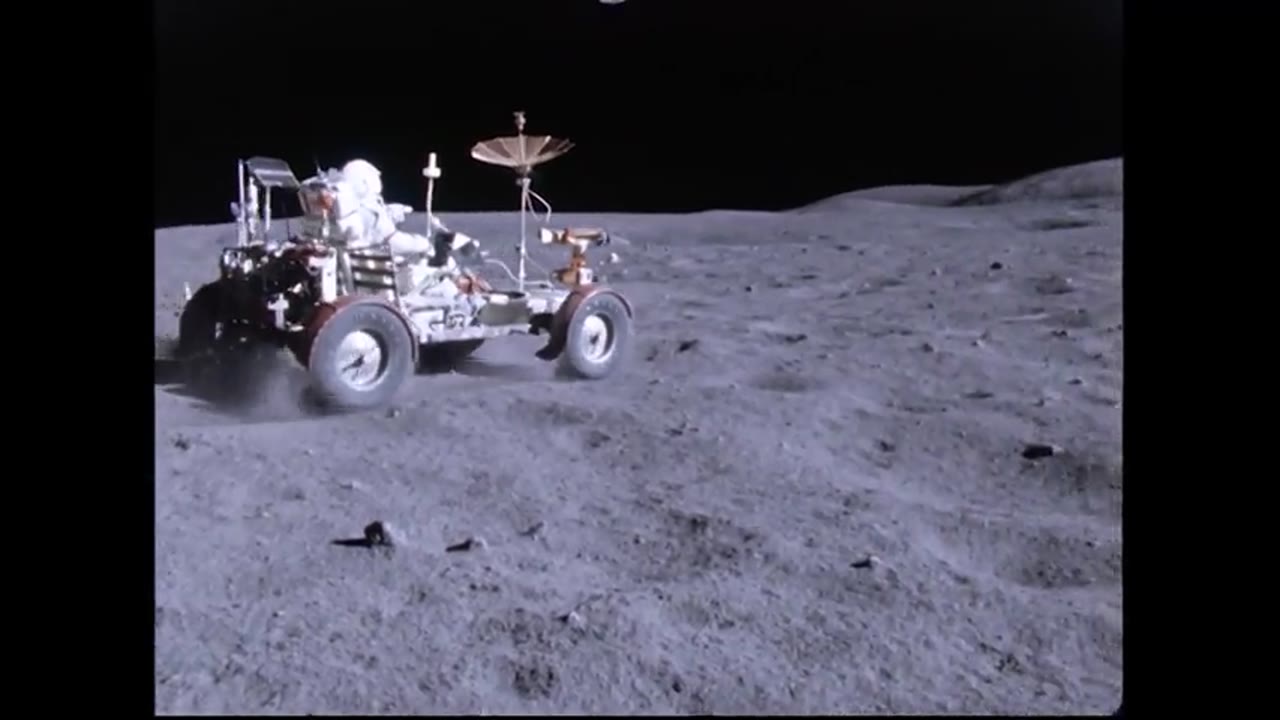 iss067m261521800_NASA_Spacesuit_Awards_Announcement_220601.mp4