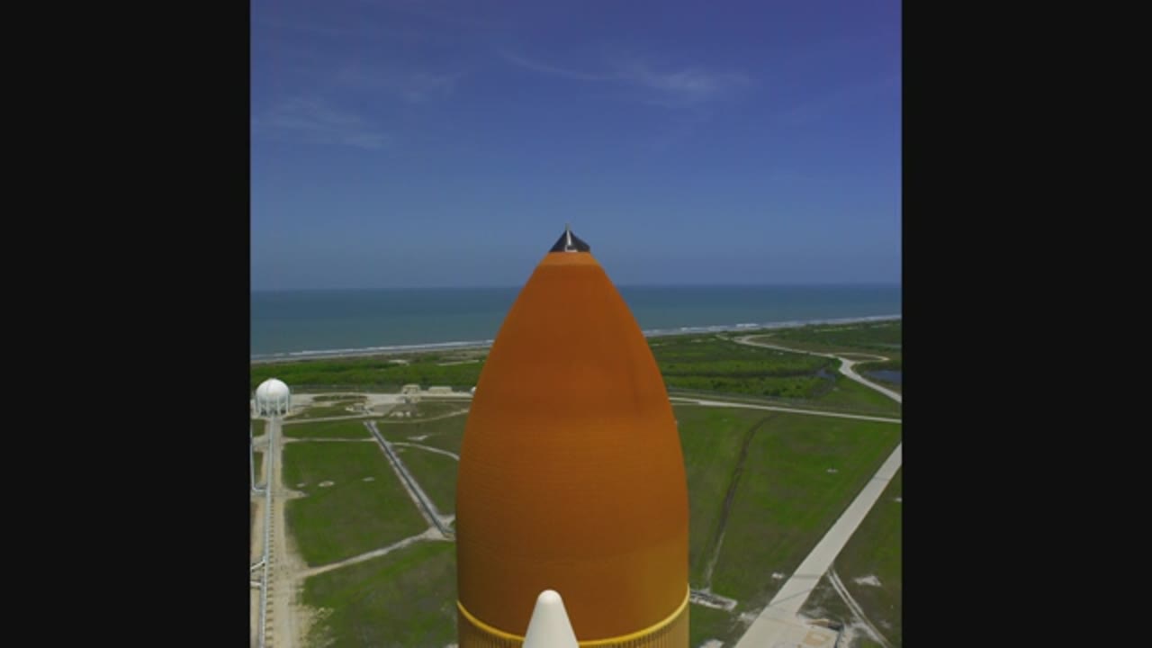 Space Shuttle: Day and Night