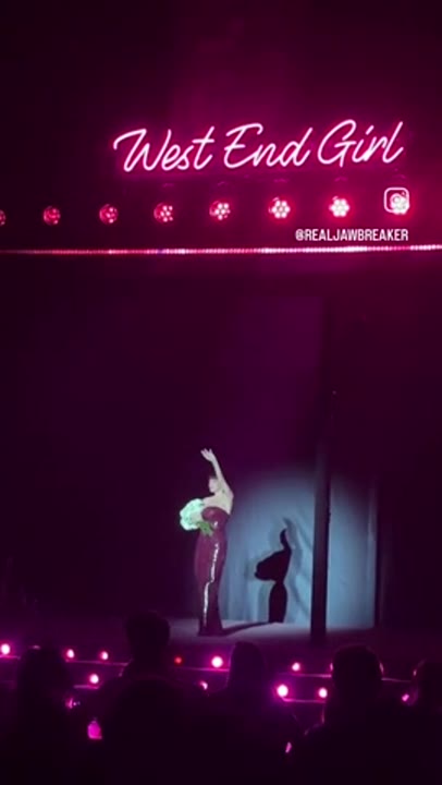 Lily Allen slayed at the Radio City Music Hall
