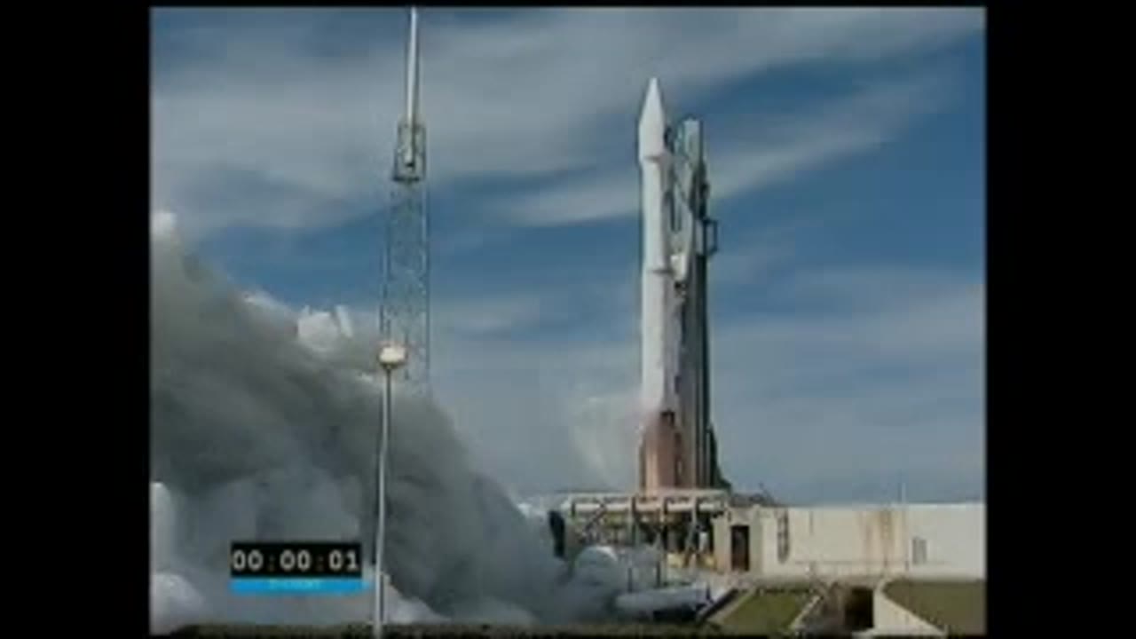 Atlas V Launches SDO