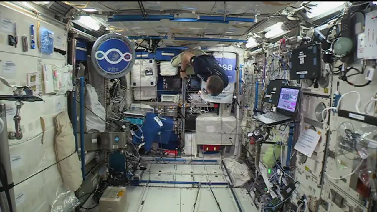 Inflight-Event_ESA-Educational_Mission-X_2017_333_1339_589505.mxf
