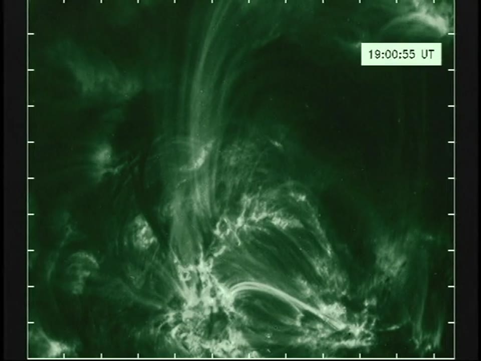 TRACE: 195 Angstrom Wavelength Image Showing MOSS Shockwave.