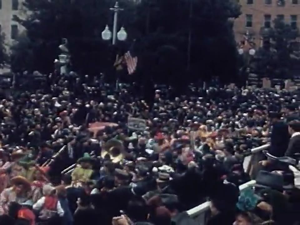 [Amateur film: Parade of Krewe of Rex, New Orleans, February 25, 1941]
