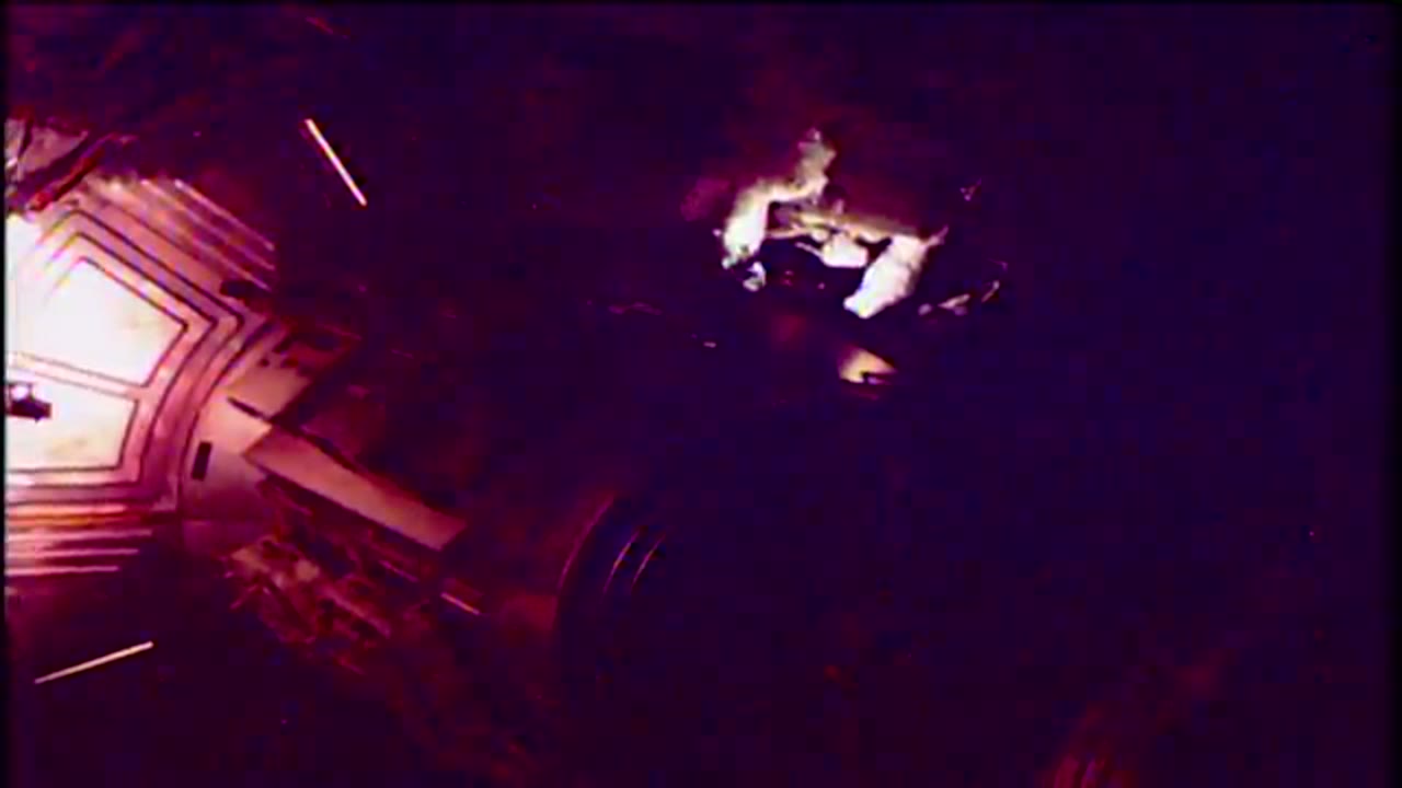 Expedition-55_US_EVA_49_4-of-4_633783.mxf