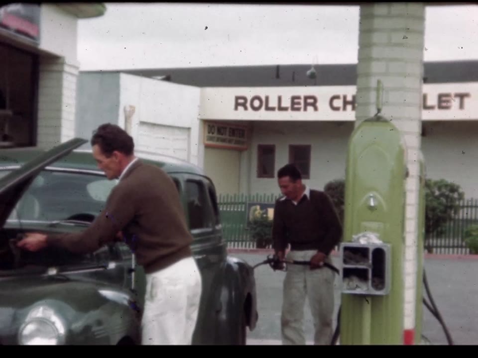 Home movie: 170004_004: 1940s California Alameda County family