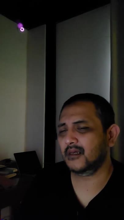 Keluar Kegelapan