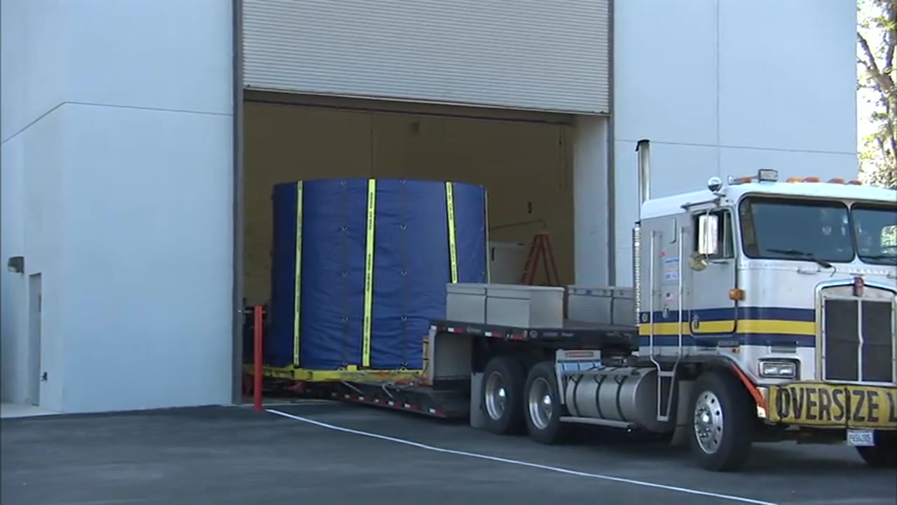 Ares 1-X 5SS Aft Move from Astrotech to the VAB