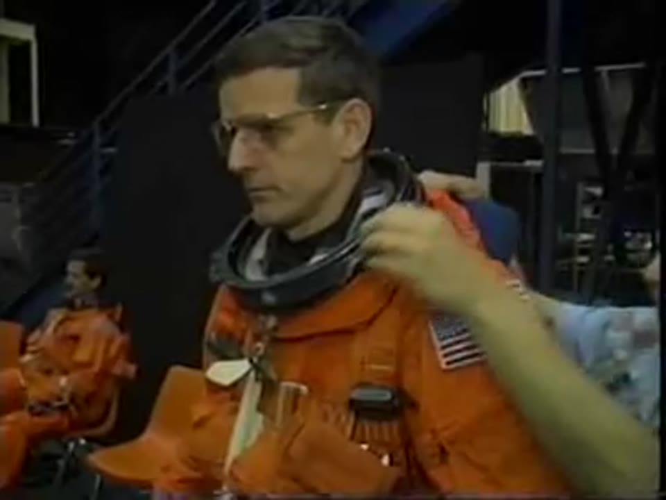 STS-74 Crew Training, Part A: Landing/Egress