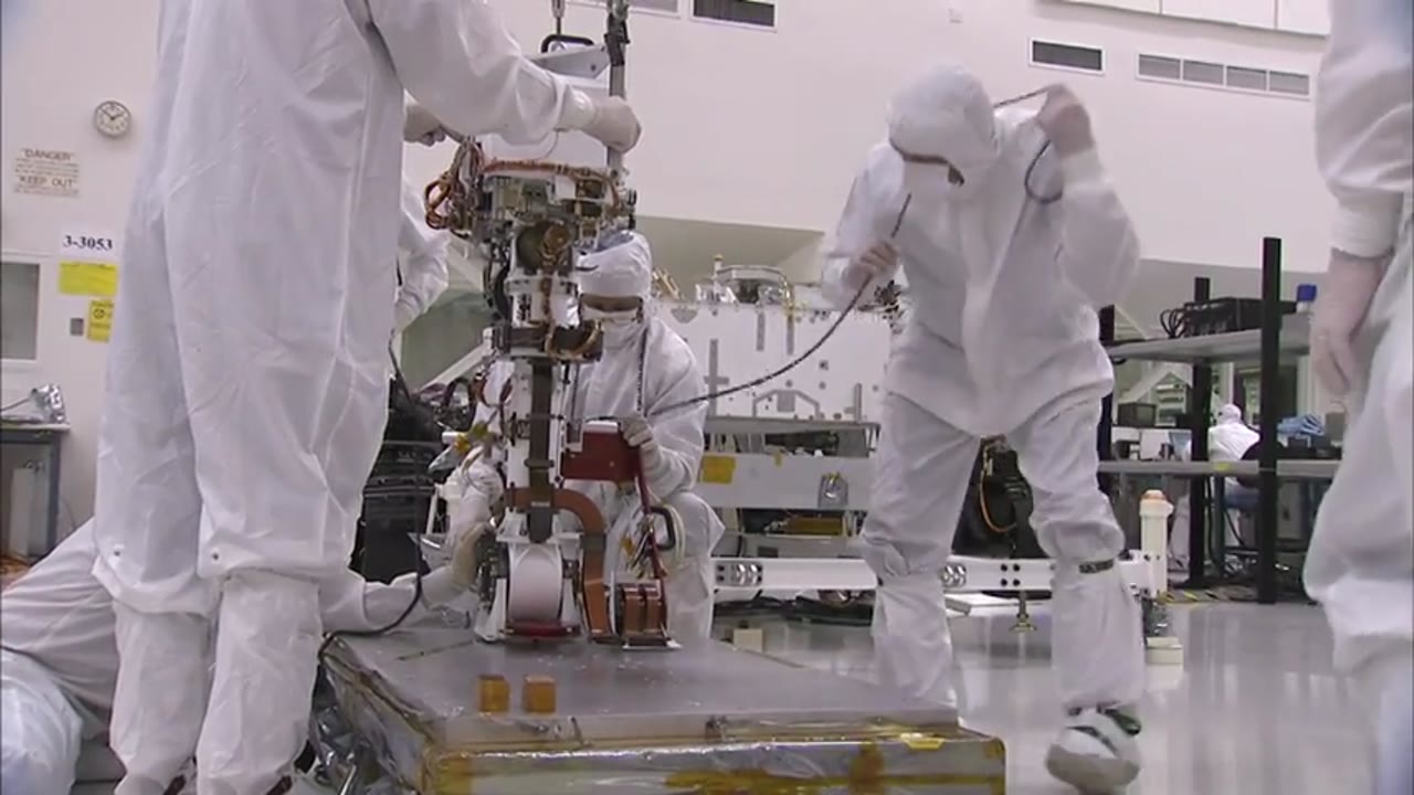 Mars Curiosity Rover Grows Taller
