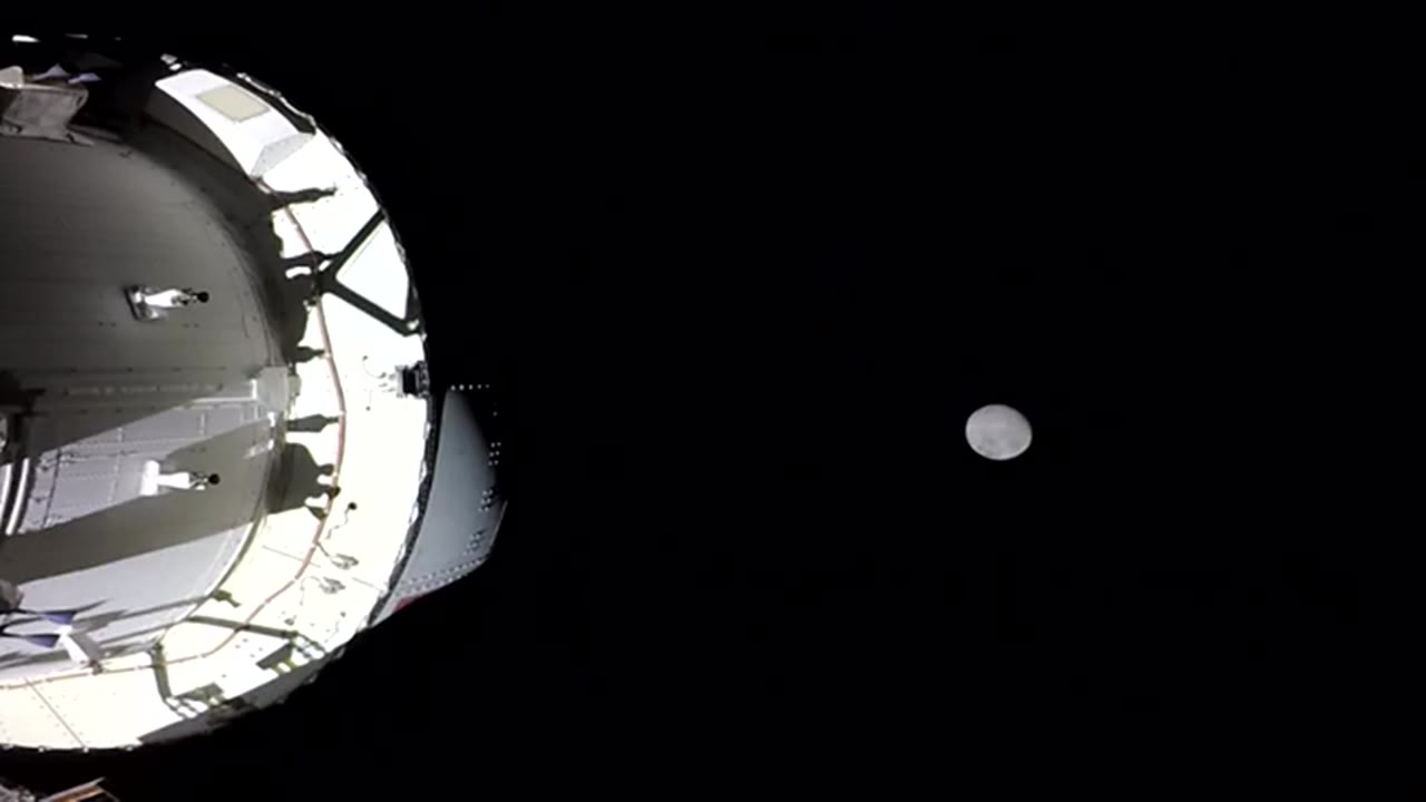 View-of-Moon_ART-DL-1_2022_335_0151_00000_1731355
