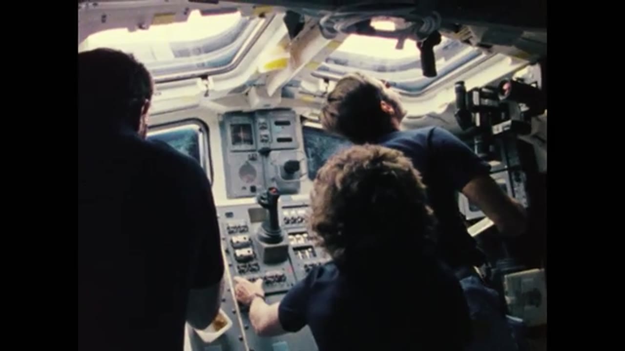 Best Of STS-51A: 16mm Transfers