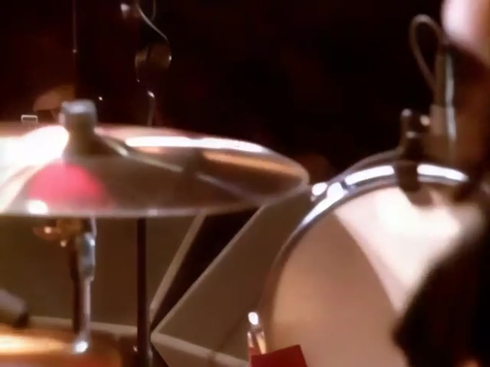 WHITE STRIPES - Truth Doesn't Make A Noise (Live In Blackpool 27-01-2004) HD