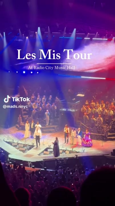 Got to see the lesmiśerofficial concert at Radio