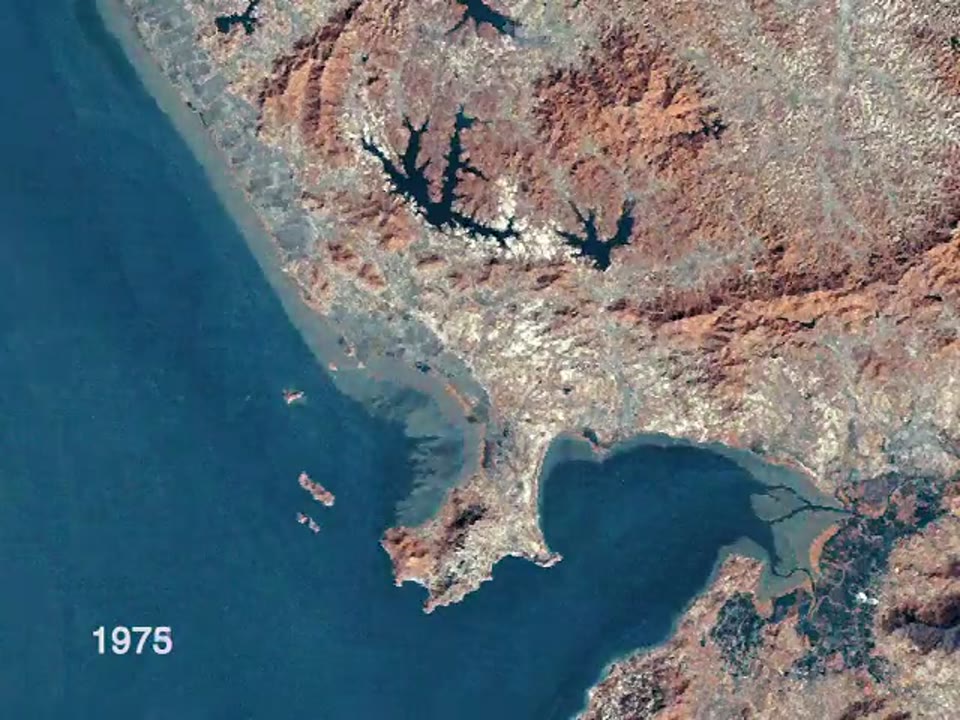Urbanization around the Pearl River Estuary in China from 1973 through 2001 (WMS)