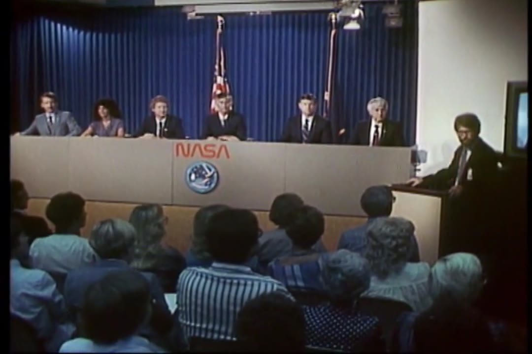 STS 41-D POST FLIGHT PRESS CONFERENCE