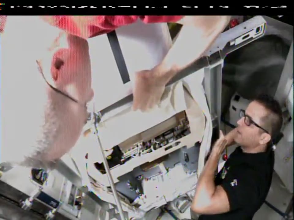ISS-Downlink-Video_Acaba-EVA-Gas-Trap-R-R_DL-4_2017_341_0803_592330.mxf